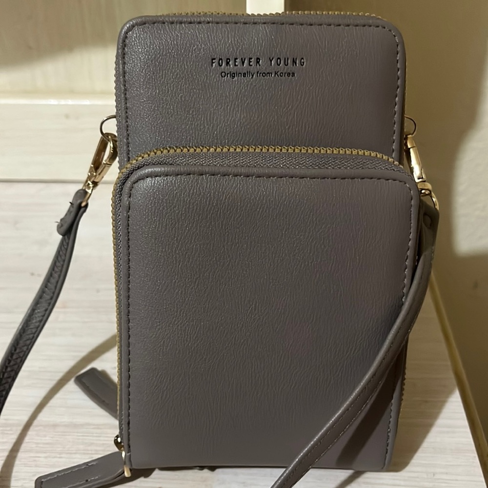 FOREVER YOUNG bag originally from Korea had a ton of storage!